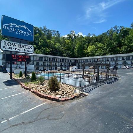 Bear Mount Inn & Suites Pigeon Forge Eksteriør bilde