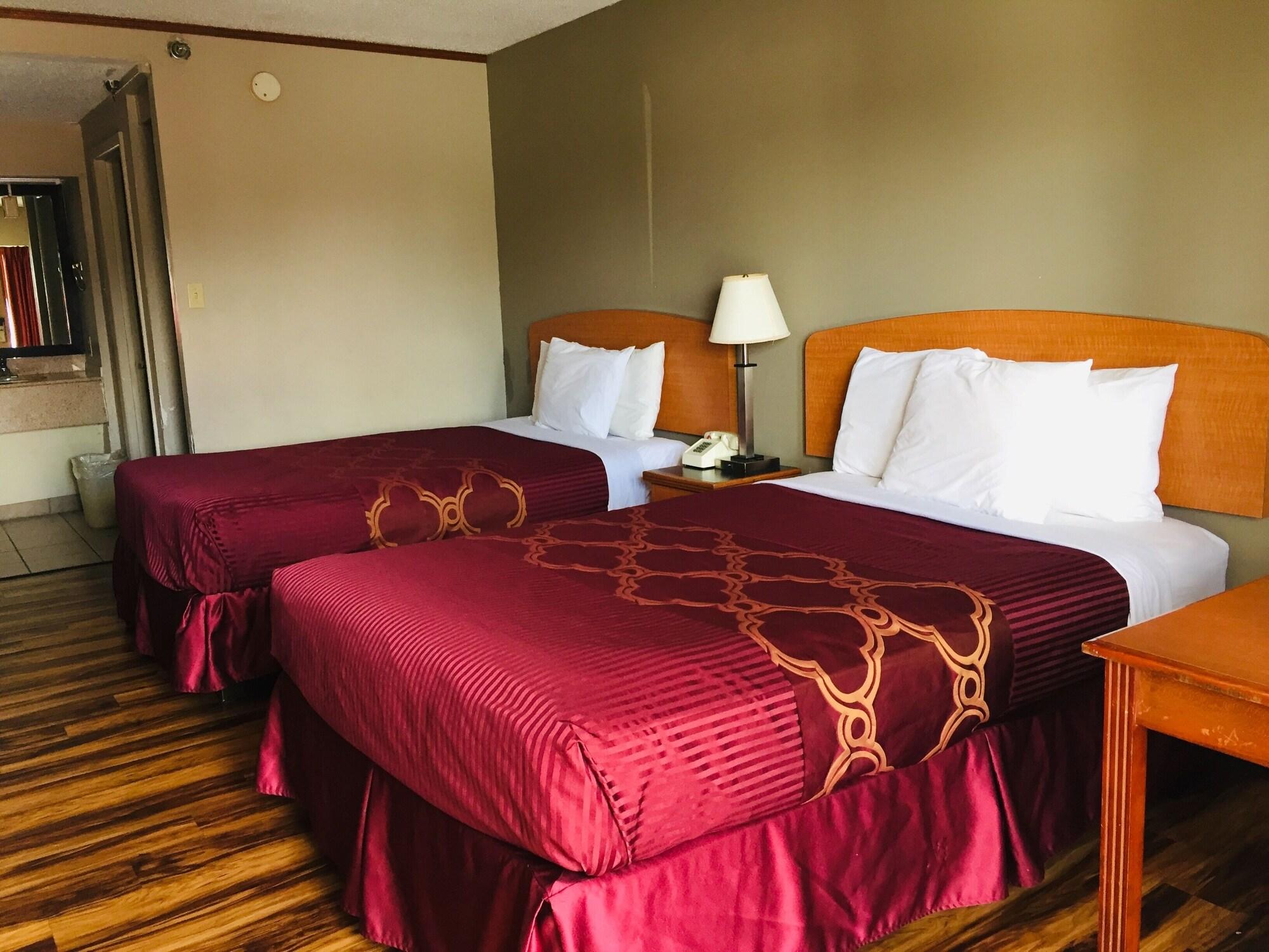 Bear Mount Inn & Suites Pigeon Forge Eksteriør bilde