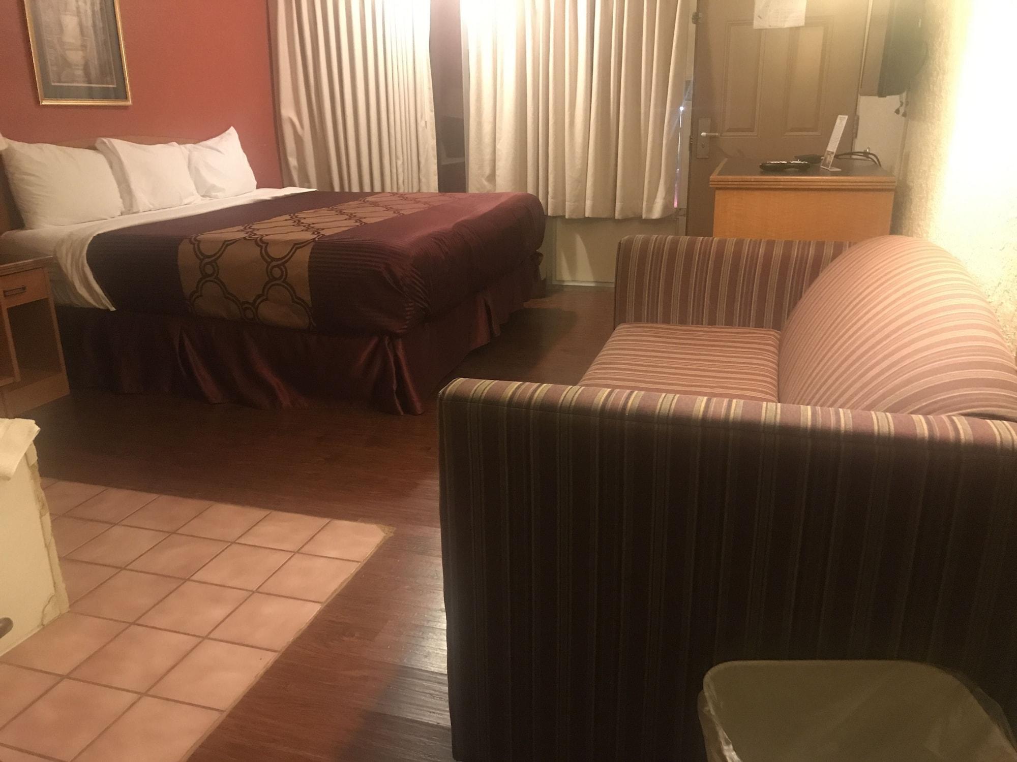 Bear Mount Inn & Suites Pigeon Forge Eksteriør bilde