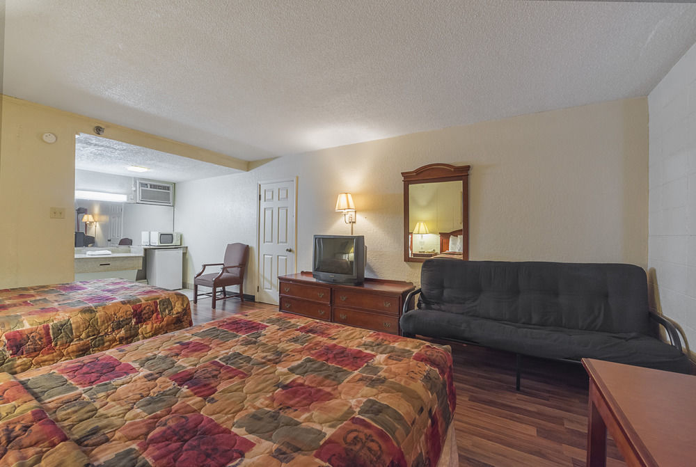 Bear Mount Inn & Suites Pigeon Forge Eksteriør bilde