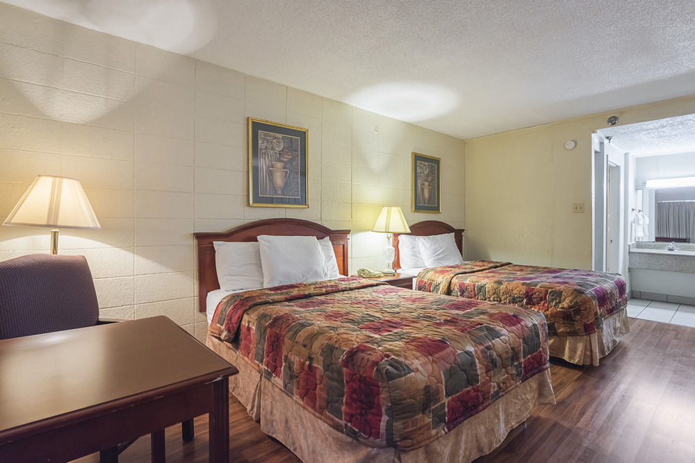 Bear Mount Inn & Suites Pigeon Forge Eksteriør bilde