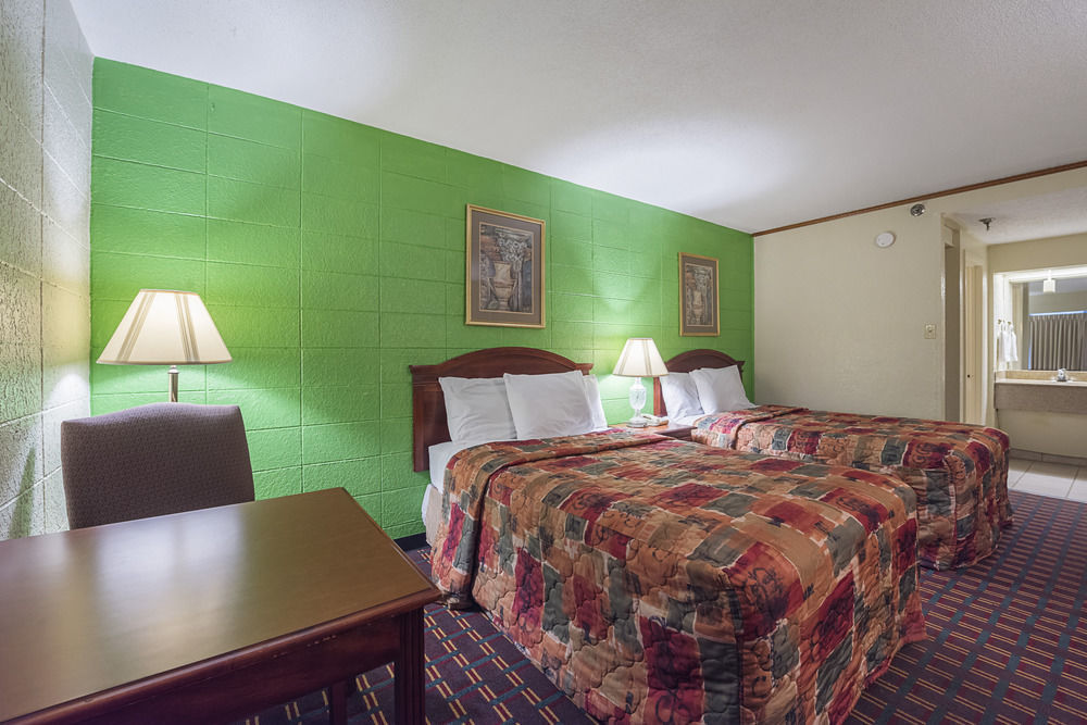 Bear Mount Inn & Suites Pigeon Forge Eksteriør bilde
