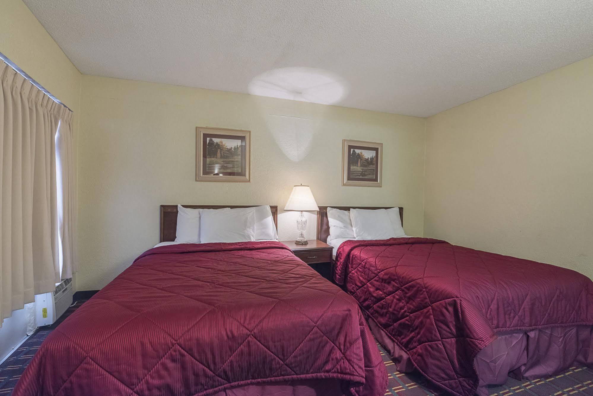Bear Mount Inn & Suites Pigeon Forge Eksteriør bilde